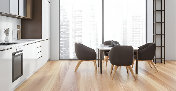 Stylish Laminate Flooring Dubai