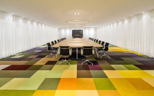 office carpet stretching
