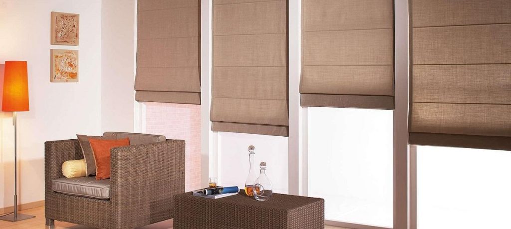 stylish roman blinds in dubai