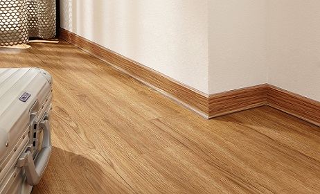 Skirting Ras Al Khaimah