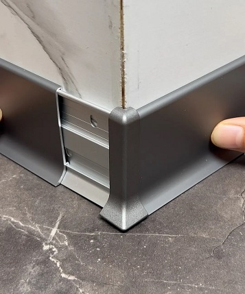 Premium Skirting in Sharjah