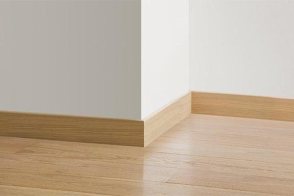 wooden skirting