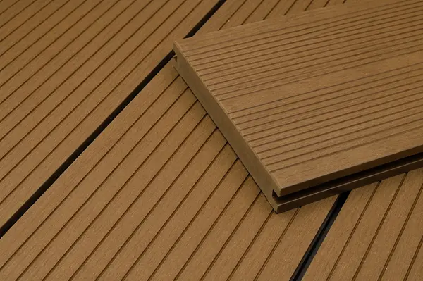 Solid WPC Decking